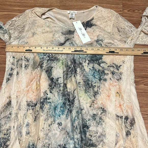 BRITTANY Black Women's Hippie Floral/Lace Tunic Top Unique Lovely Size 3… - Picture 7 of 8